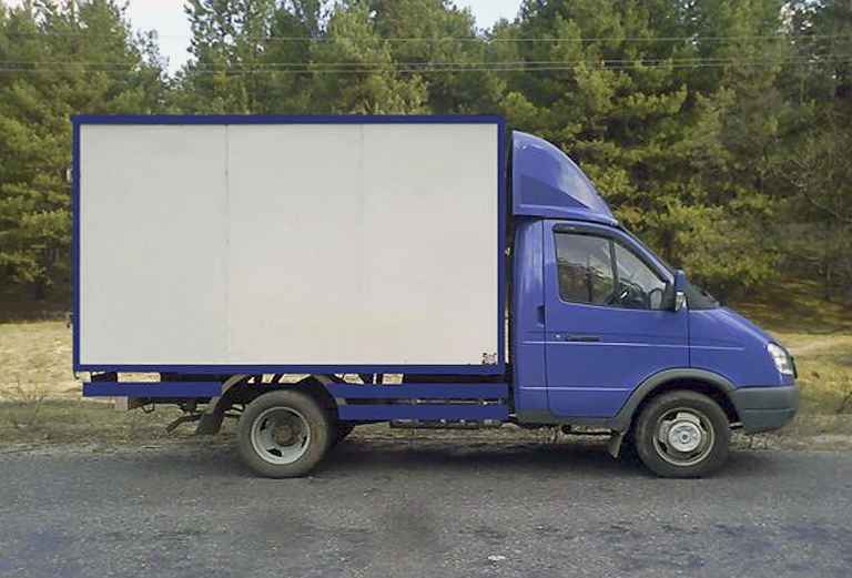 Заказать автомобиль для перевозки личныx вещей : Коробки из Сочи в Краснотурьинск
